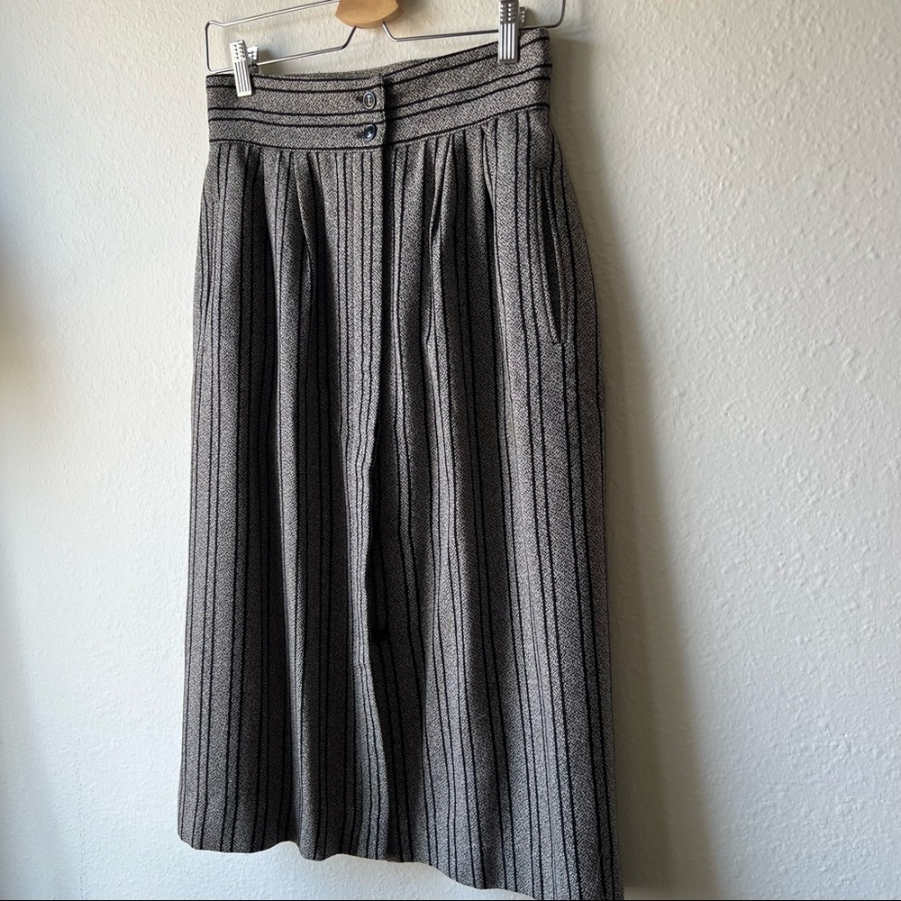Vintage (dead stock) Chaus Midi-maxi Wool Skirt, size 10